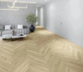 panele-winylowe-wooden-styles-herringbone-oak-cream-cieple-podlogi-2.webp