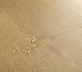 panele-winylowe-quick-step-liv-Dąb satynowy średni naturalny-cieple-podlogi-3.jpg